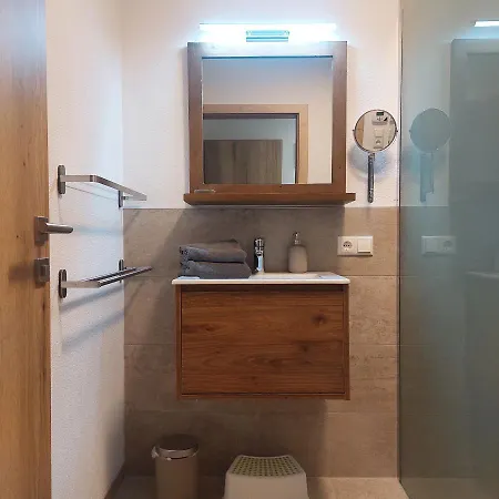 Motthof Apartament *